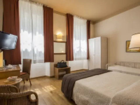 Piazza Paradiso Accommodation Hotels in Siena