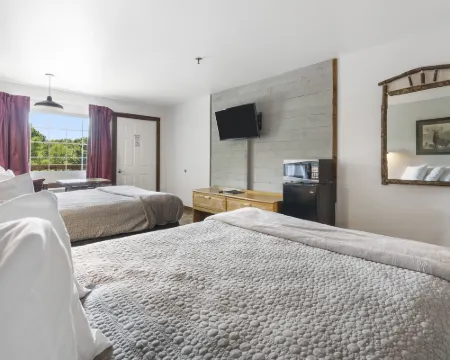 White Wing Lodge Hotels in Stone County