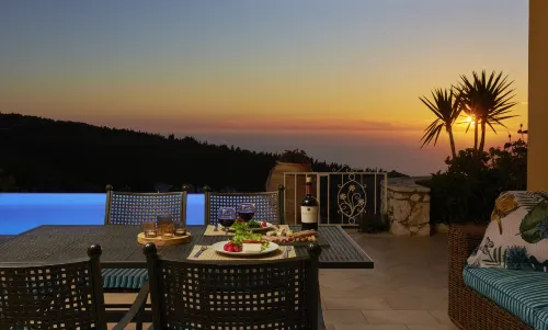Artblue Villas - Mountain view
