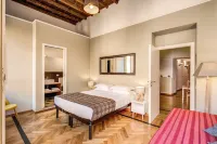 Tritone Top House