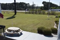Super 8 by Wyndham Tifton Hotels in Tifton