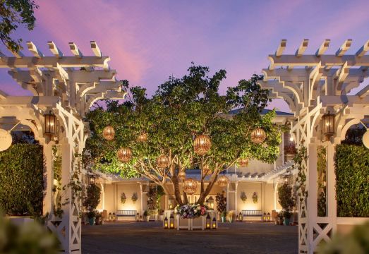 2. 셔터스 온 더 ..