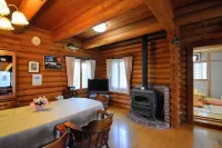 Canadian Log Cottage Takitaro - Hot Springs