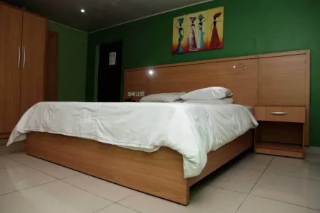 Labake Cottage Hotel