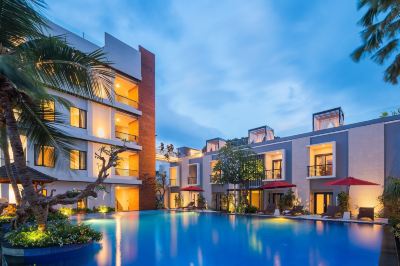 屋外プール パドマサリ リゾート ロビナの写真