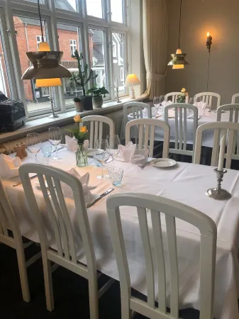 Ansager Hotel og Hytteby Отели в г. Ansager