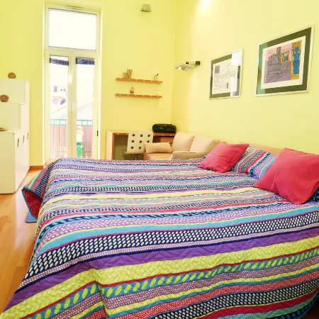 Double Bedroom Apartment on Great Location with Balcony!!