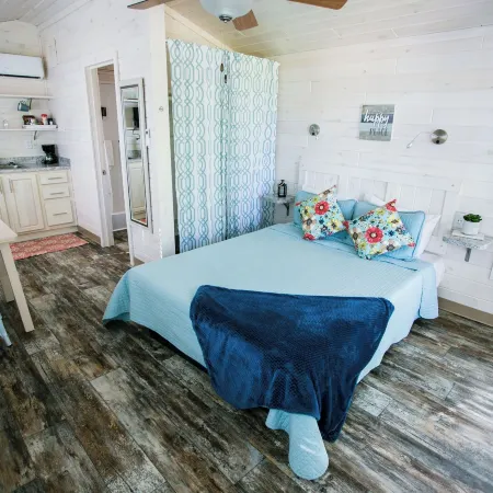 Long Cove Resort and Marina