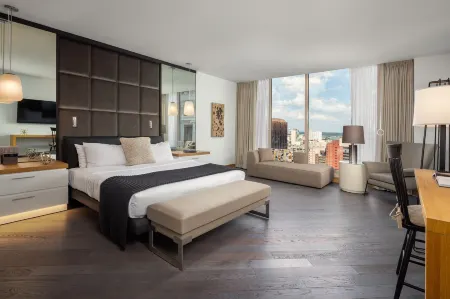 The Windsor Suites Philadelphia Отели рядом с достопримечательностью «Пеннс Ландинг»