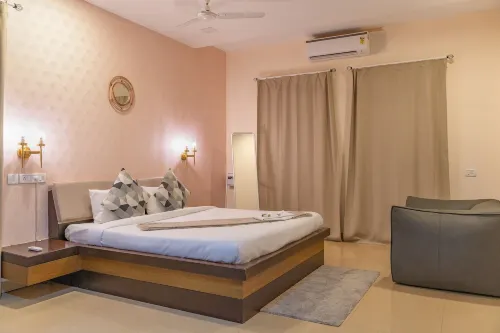 Truliv Villa Ivory Hotels in Nemmeli