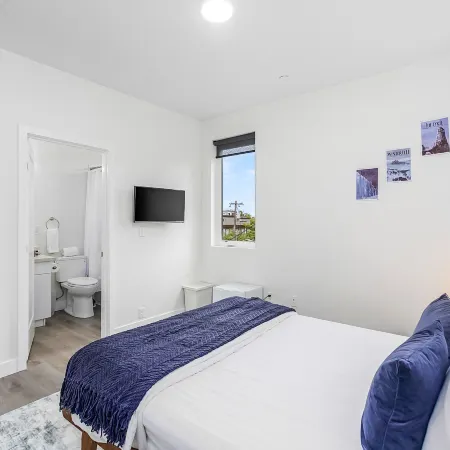 Stag Sweet Suite Отели рядом с достопримечательностью «Стадион «Хаски»»