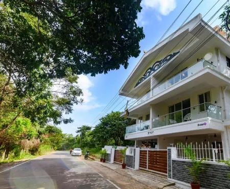 Lotus & Orchid Villas by Ramnath Homes Отели в г. Пилерн