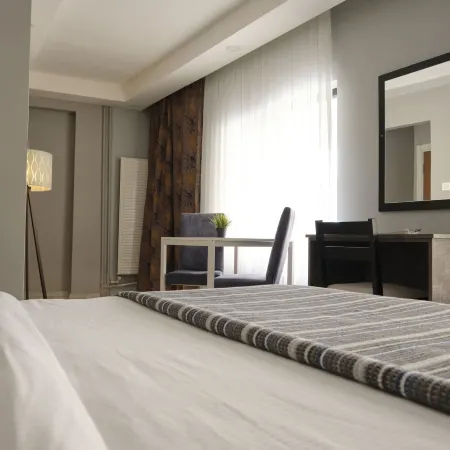 The Breeze Hotel Отели рядом с достопримечательностью «Принцевы острова»