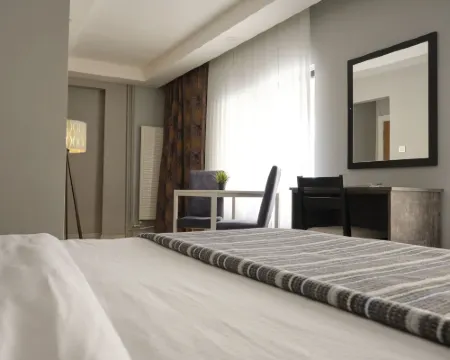 The Breeze Hotel โรงแรมในเอสกิเซเฮียร์