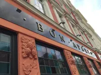 Bon-Apart Hotels near KGV Schlauroth e.V.