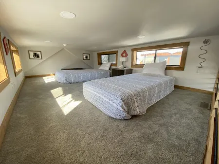 The Lodges of Oak Creek Отели в г. Фипсберг