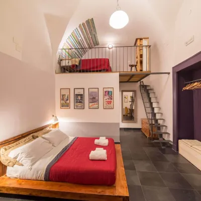 ذا بيليني هاوس Hotels near بيازا بيليني