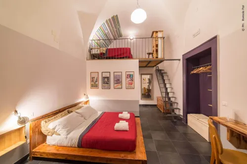 The Bellini House by House in Naples - Airport Shuttle