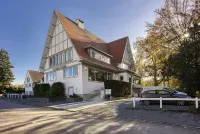 Auberge du Vieux Cedre, Enghien-Belgique Hotels in Braine-le-Comte