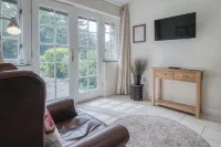 Caradog - 1 Bedroom - St Ishmaels Hotels near Field Studies Council - Dale Fort
