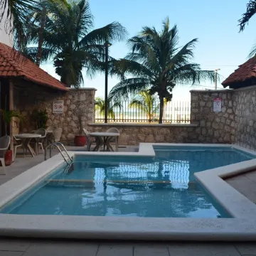 Progreso Beach Hotel