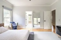 Lake Jeanette Luxury Escape - 4Br + Office + EV