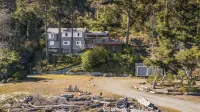 Private Whidbey Island Waterfront Beach Cabin