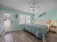 Oceanview duplex with pool and hot tub