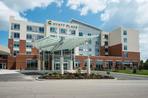 Hyatt Place Cincinnati/Sharonville Convention Cen Hotels in Woodlawn