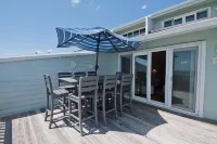 Stunning Oceanfront Retreat - Waterfront, Deck, Pool, Wifi