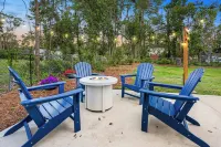 Charming Guest Favorite•Fenced Yard•Close to Sgmc & Vsu•Luv Pets•Gas Fire Pit