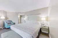 The Patricia Grand 1220