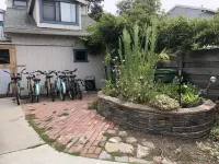 Sunny and Large 3 Bedroom Family Beach House. 30 day rental Hotels in Twin Lakes