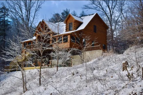 Hot Tub and Stunning Mountain Views - Charming Log Cabin Retreat