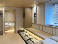 Whalero Gimpo Airport