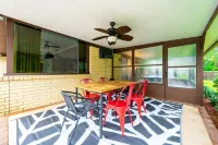 Pool, Hot Tub and Fire Pit Experience - Serene Retreat
