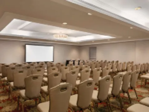 ラディソン ホテル レネックサ オーバーランド パーク レネックサのホテル