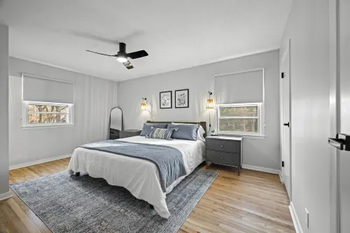 Fenced Backyard and Spacious Living Areas - Stylish Boho Escape 오버랜드파크 호텔