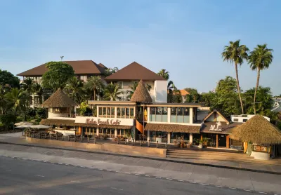 Amari Bangsaen (Formerly The Tide Resort Bangsaen) Hotels in der Nähe von Wat Khao Din