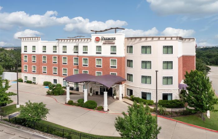 Best Western Premier Crown Chase Inn  Suites