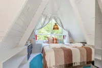 Enchanted Valley - Secret Cottage