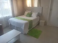 Tingompela Guest House - Parkplatz