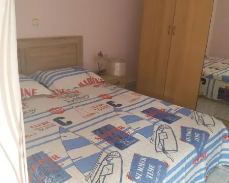 Daphnus Apartment in Agios Konstantinos Hotels in Molos-Agios Konstantinos