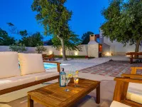 Dalmatia Pool Villa Retreat - Homestays