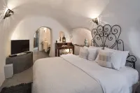 Dandy Cave Villa-Private Luxurious Waterfall Pool - Hot Tub Hotel di Pyrgos