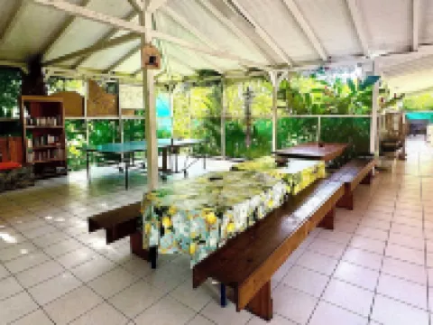 Auberge K-Wan Hostel - Proche Plages Hotels in Deshaies