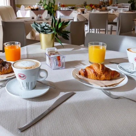 Zeus Hotel - Aparthotel - Meeting & Congress