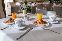 Zeus Hotel - Aparthotel - Meeting & Congress