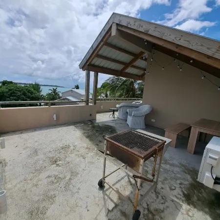 Luxury Beachfront Villa with Private Pool - Jolly's Rock