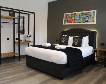 Black Lion Hotel Hotels in Salford